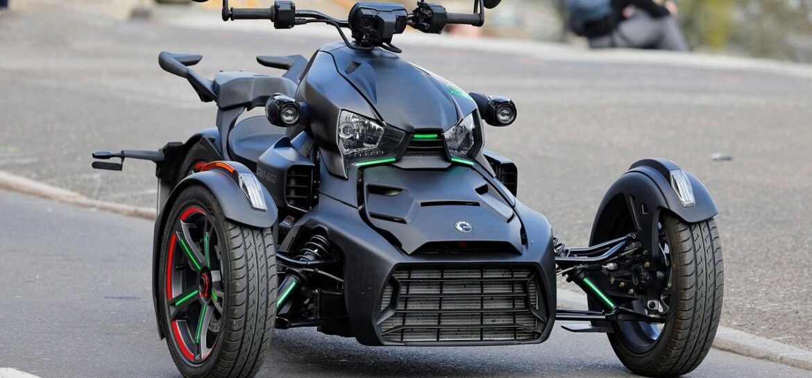 motorcycle, motor trike, motorized tricycle, vehicle, motor scooter